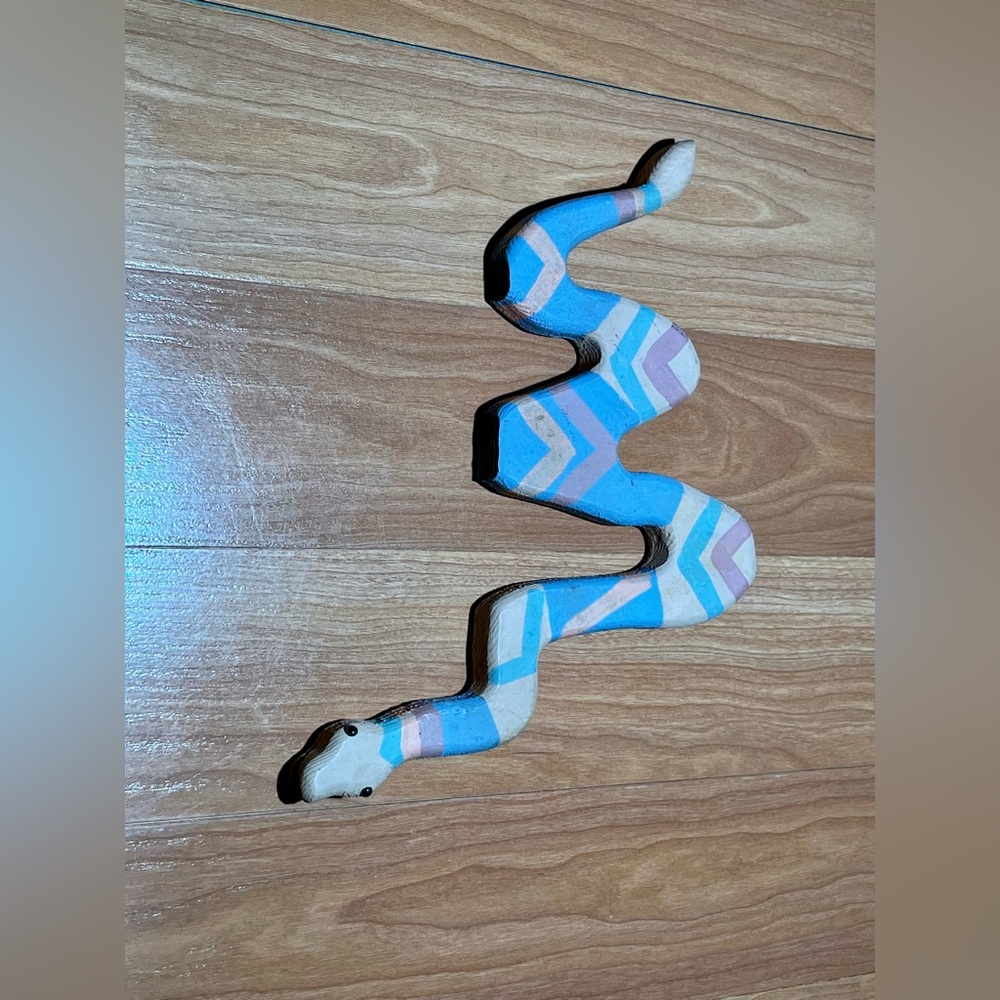 Wooden Folk Art Snake, Southwest Decoration, vintage 90’s - Picture 5 of 15